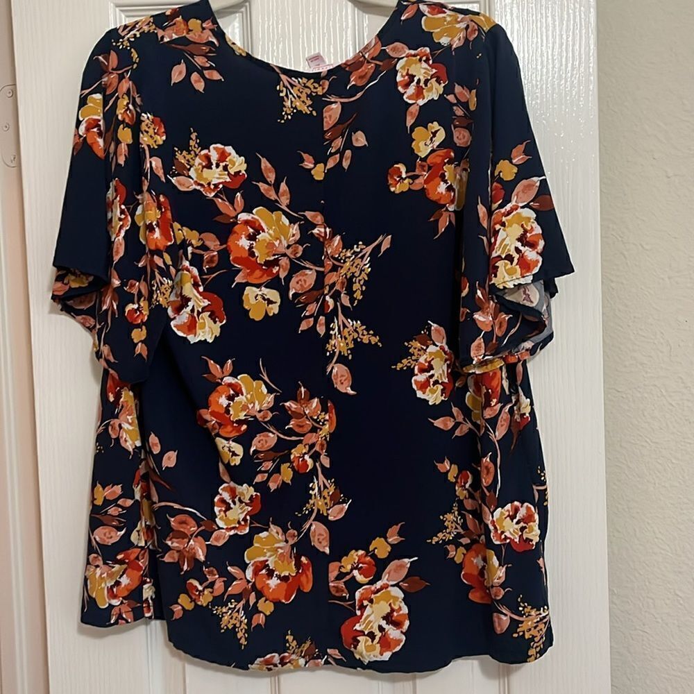 Floral maternity blouse - Picture 4 of 5
